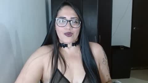 Natasha Smithe  online show from April 22, 1:24 am