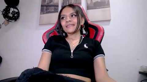 Snapshot of natashax_hot chatting on October 16, 10:30 pm Natashax online show from October 16, 10:30 pm