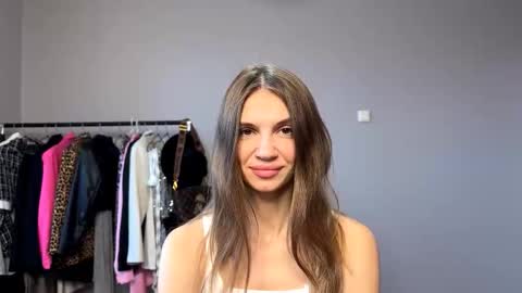 Snapshot of natashiafurfey chatting on October 2, 6:34 am Emily online show from October 2, 6:34 am