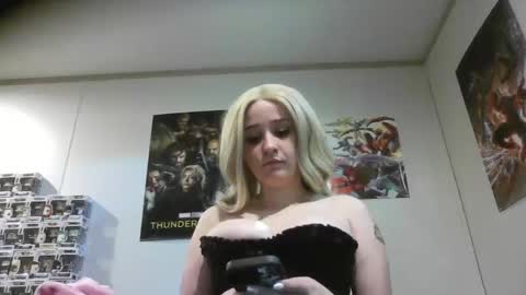 Snapshot of natbaby2002 chatting on October 8, 6:25 pm natbaby2002 online show from October 8, 6:25 pm