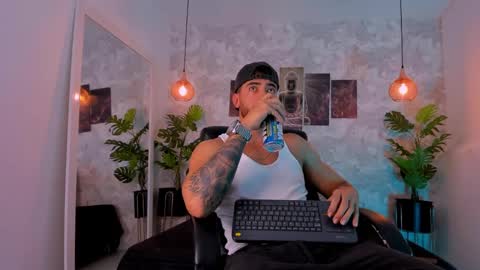 Nate Franco online show from November 3, 2:23 am