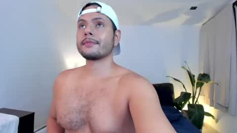 Nate Ocean online show from August 9, 3:23 am