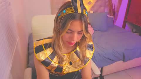 Snapshot of nathaaly_sky chatting on October 8, 10:21 am nathaly sky online show from October 8, 10:21 am