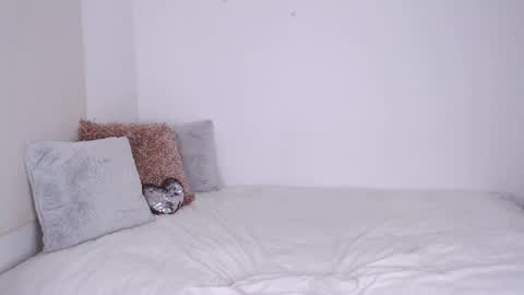 Nathalia    online show from March 5, 5:29 am