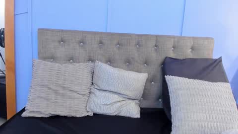 nathalie rossel online show from November 8, 8:23 pm