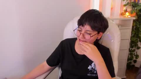 nathalyy_ds online show from April 30, 8:57 pm