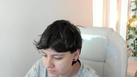 nathalyy_ds online show from April 12, 5:17 pm