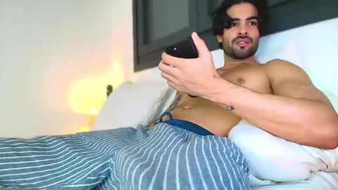 Nathaniel online show from February 22, 7:16 pm