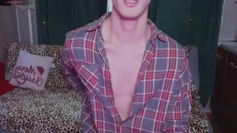 N A T H AN online show from January 16, 10:24 am