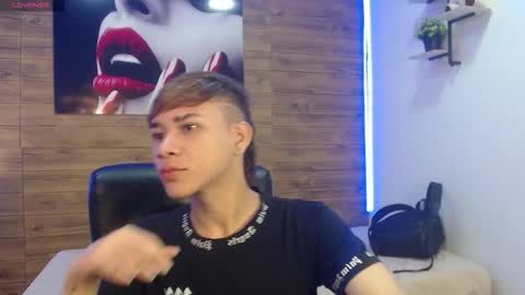 nathanclay online show from February 17, 3:27 am