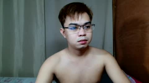 nathaniel680197 online show from July 12, 11:52 pm