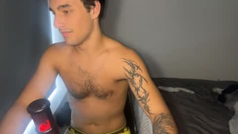 native_boy2 online show from April 21, 2:51 am