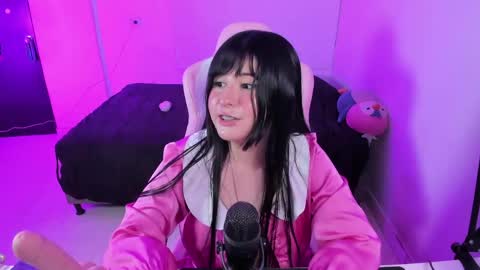 natsuki online show from June 4, 12:49 am