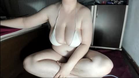 naturaltessa online show from March 1, 3:55 am