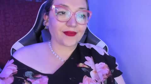 Snapshot of naty__mature_ chatting on September 10, 1:50 am Nataly online show from September 10, 1:50 am