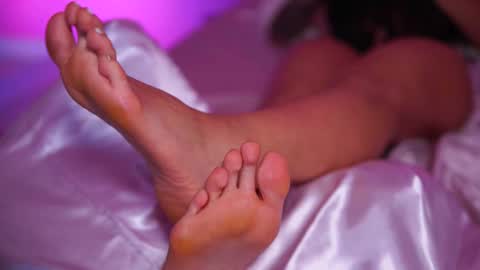 Naty online show from March 8, 8:22 am