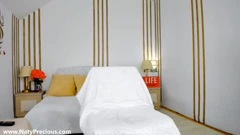 NatyPrecious online show from March 5, 1:39 pm