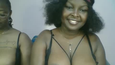 naughti_garlie online show from March 4, 3:58 am