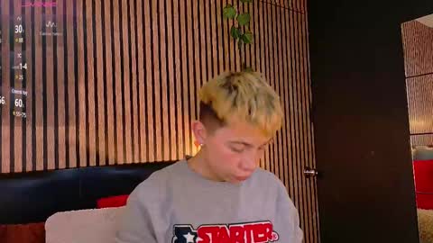 Snapshot of naughty__chris chatting on February 21, 12:17 pm Christopher Chris online show from February 21, 12:17 pm