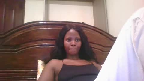 Snapshot of naughty_babe000 chatting on January 11, 4:03 pm alisha online show from January 11, 4:03 pm