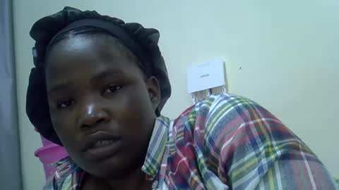 candy online show from March 25, 9:32 pm