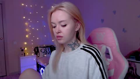 Mable online show from April 3, 1:34 am