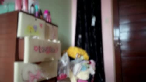 naughtychen18 online show from June 28, 11:23 pm