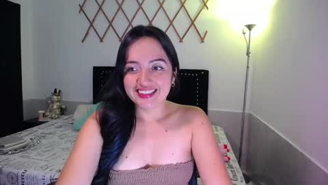 Snapshot of naughtygirl_mmm chatting on October 2, 8:51 pm Valeria online show from October 2, 8:51 pm