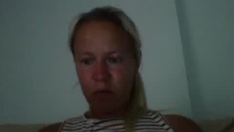 naughtyjennyblondeuk online show from June 22, 7:21 pm