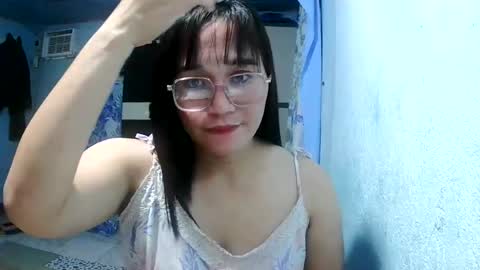 naughtykate69495126 online show from July 23, 2:09 am