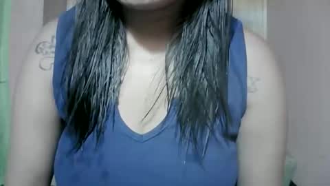 naughtymom_33 online show from November 7, 7:11 am