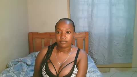 Snapshot of naughtynova33 chatting on October 19, 3:06 pm nova online show from October 19, 3:06 pm