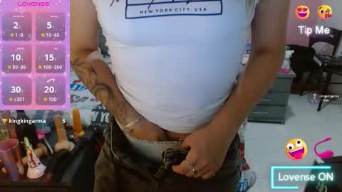 Snapshot of naughtyplayass chatting on February 28, 1:03 pm naughtyplayass online show from February 28, 1:03 pm