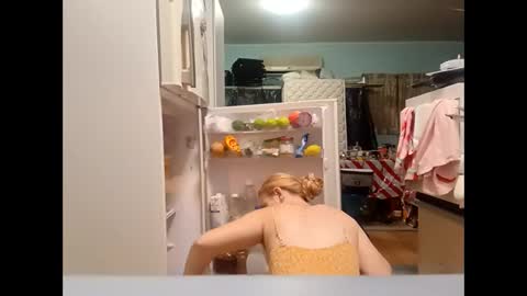 Naughty Jess online show from April 9, 10:10 am