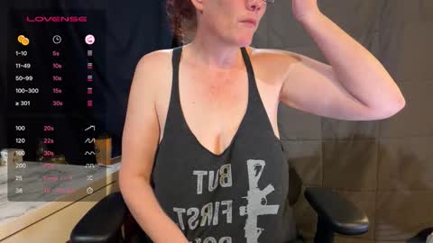 Naughty Wife Next Dor online show from October 19, 1:49 pm