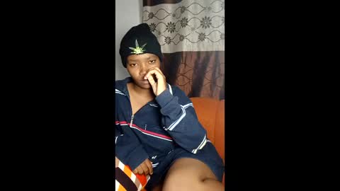 naugtlycamillah online show from April 19, 9:39 pm