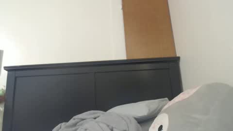 Mimi is dope    online show from March 10, 3:23 am