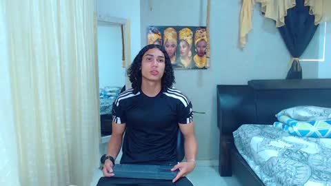 Snapshot of nazper_ chatting on September 27, 4:16 pm Nazper online show from September 27, 4:16 pm