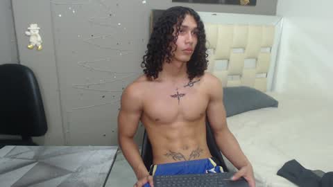 Snapshot of nazper_ chatting on February 1, 7:13 pm Nazper online show from February 1, 7:13 pm