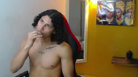 Snapshot of nazper_ chatting on February 19, 5:27 pm Nazper online show from February 19, 5:27 pm
