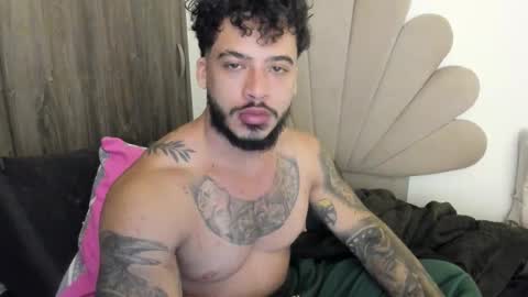 Nei turn green online show from December 22, 11:33 pm