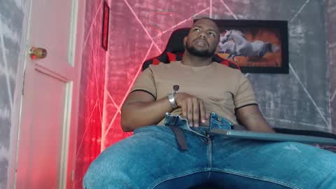 Snapshot of negritomeloso_k18 chatting on October 20, 12:21 pm negritomeloso_k18 online show from October 20, 12:21 pm