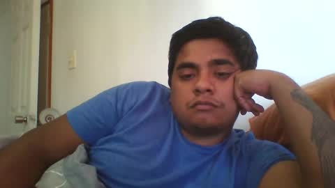 Snapshot of negritoo_2503 chatting on October 22, 11:56 am negritoo_2503 online show from October 22, 11:56 am