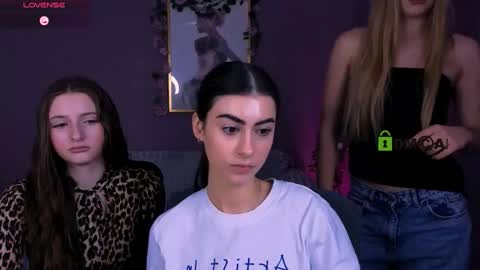 Meow online show from February 19, 10:36 am