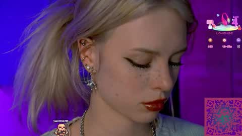 Snapshot of nelly_carroll chatting on October 8, 6:47 pm I am Nelly3 online show from October 8, 6:47 pm