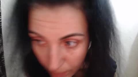 Nensy online show from April 2, 2:13 pm