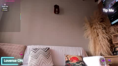 Jordan online show from November 10, 11:35 am