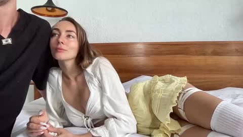 neonate_love online show from February 7, 5:31 am