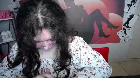 NeonilaLisova online show from December 1, 12:25 pm