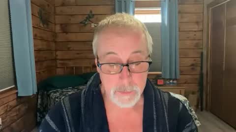 neptune2002 online show from April 2, 5:42 pm